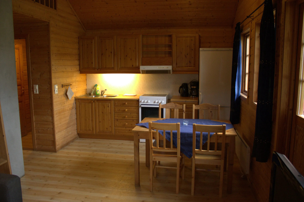 2 Bedrooms Cottage