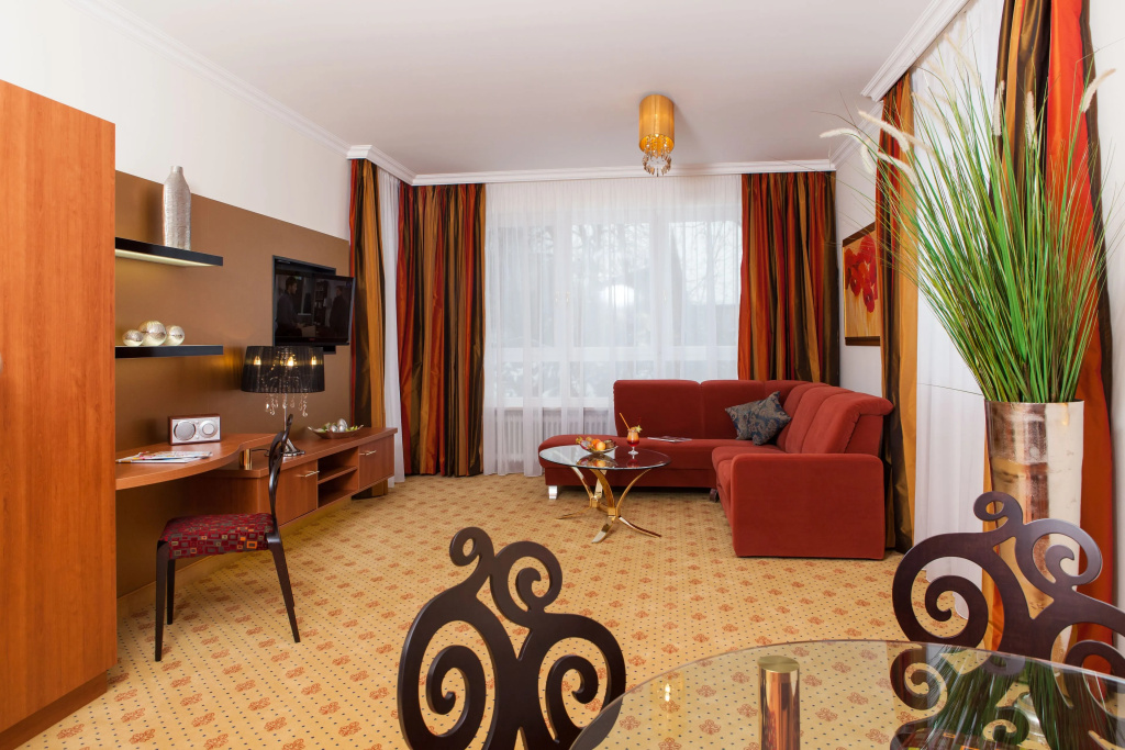 1 Bedroom Deluxe Suite with balcony