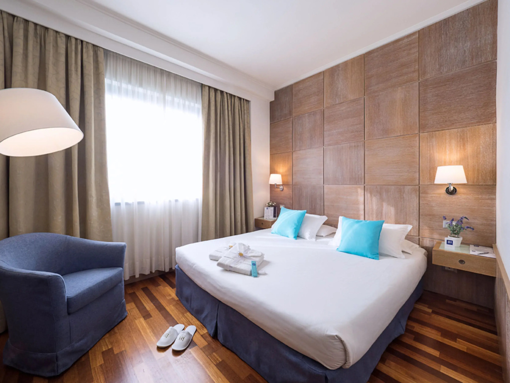 IH Hotels Firenze Business - Chambres