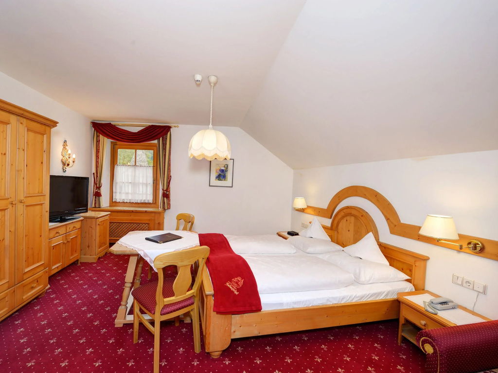 Standard Double Attic room (full double bed)