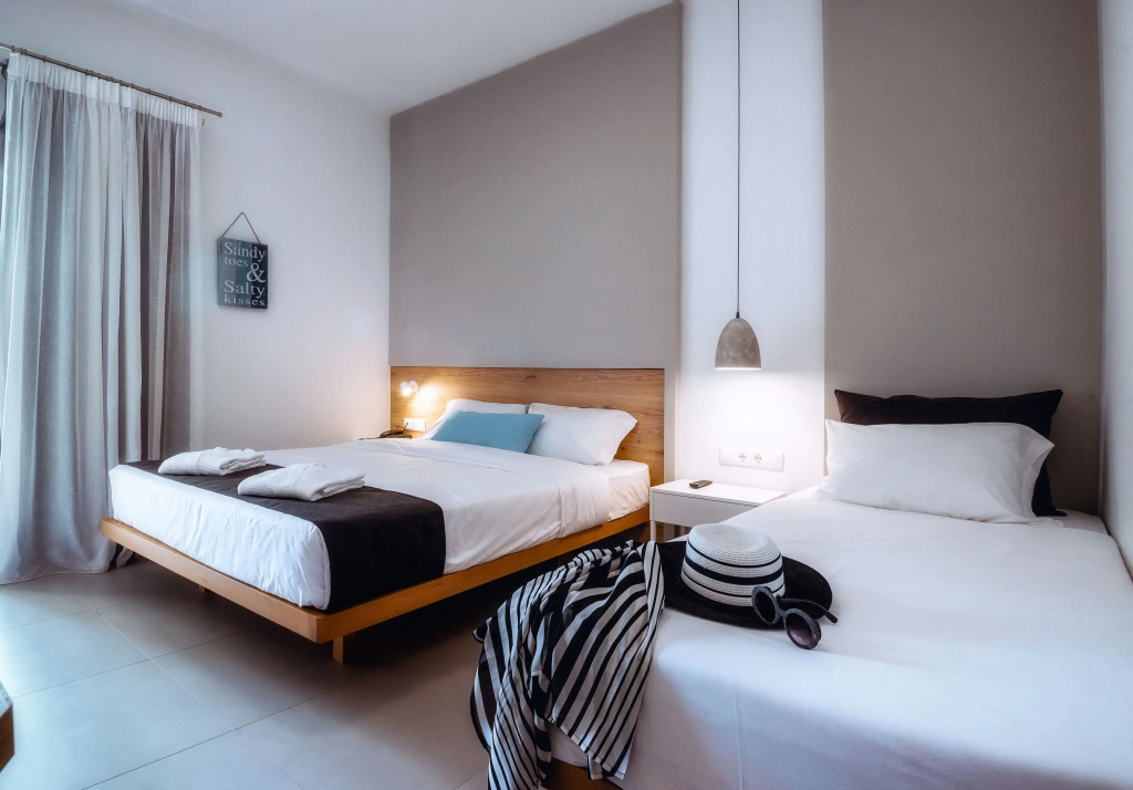 Superior Double room (full double bed)