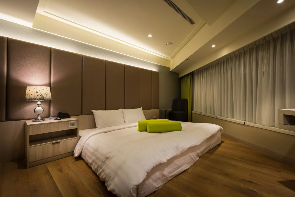 Standard Double room (full double bed)