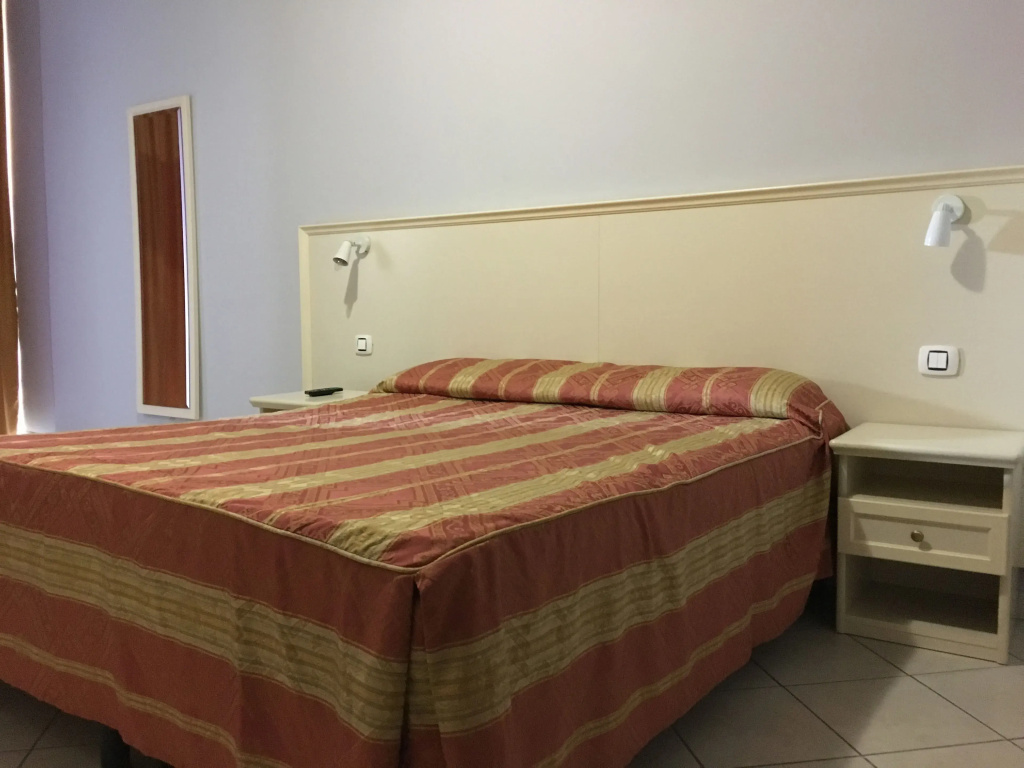 Hotel Lago Maggiore - Chambres
