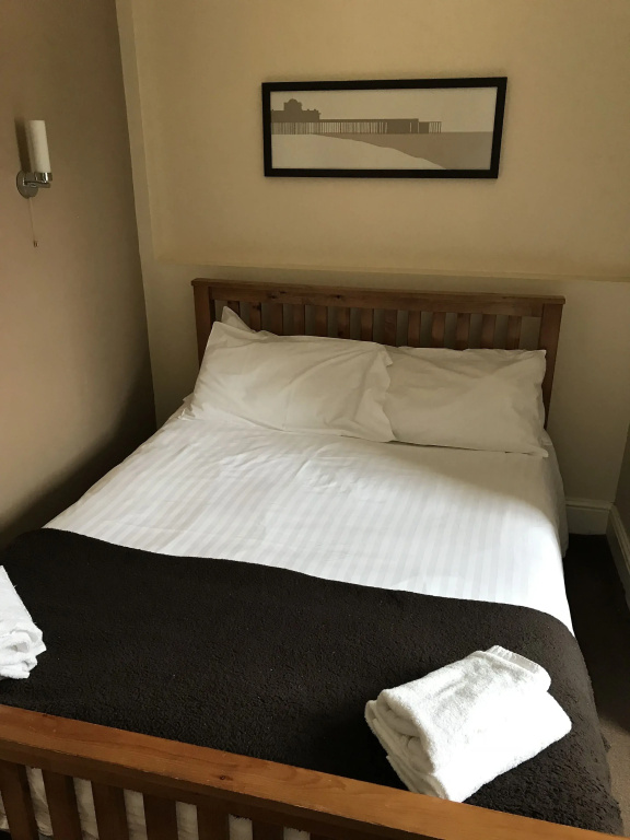 The Grail Court Hotel - Chambres