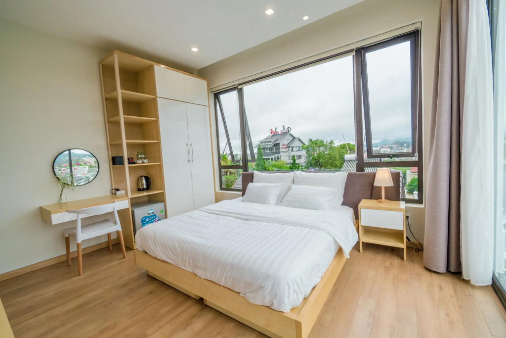 Deluxe room with city view