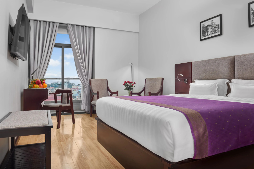 Standard Double room (full double bed)