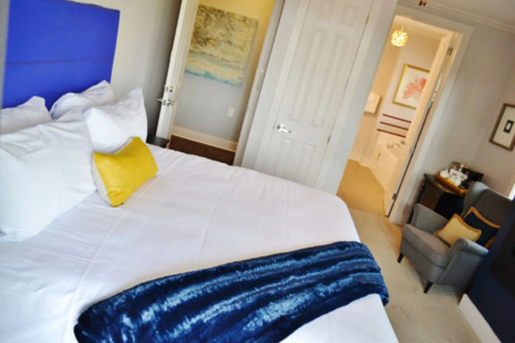 Standard Double room with garden view (full double bed)