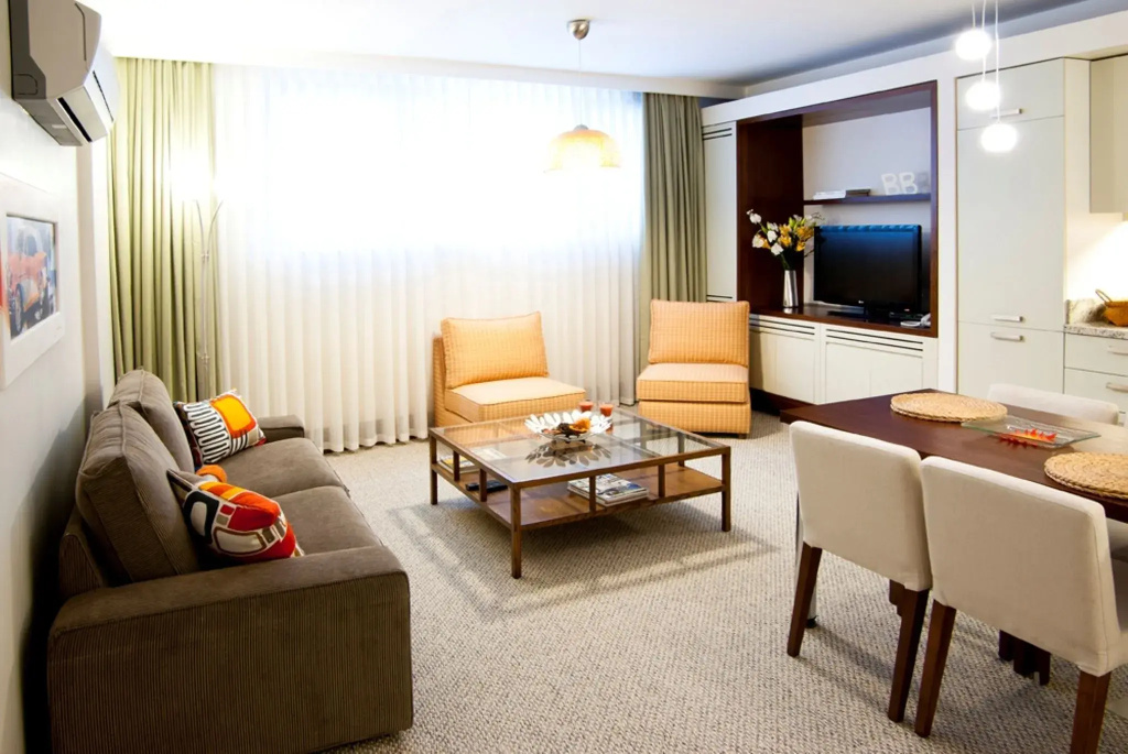 Economy Suite