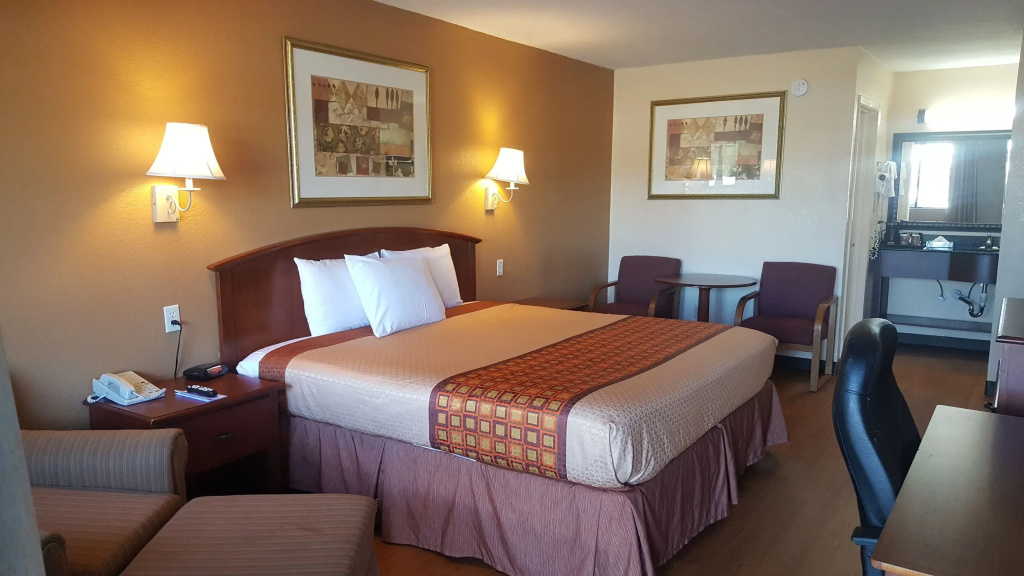 Standard Double room (full double bed)