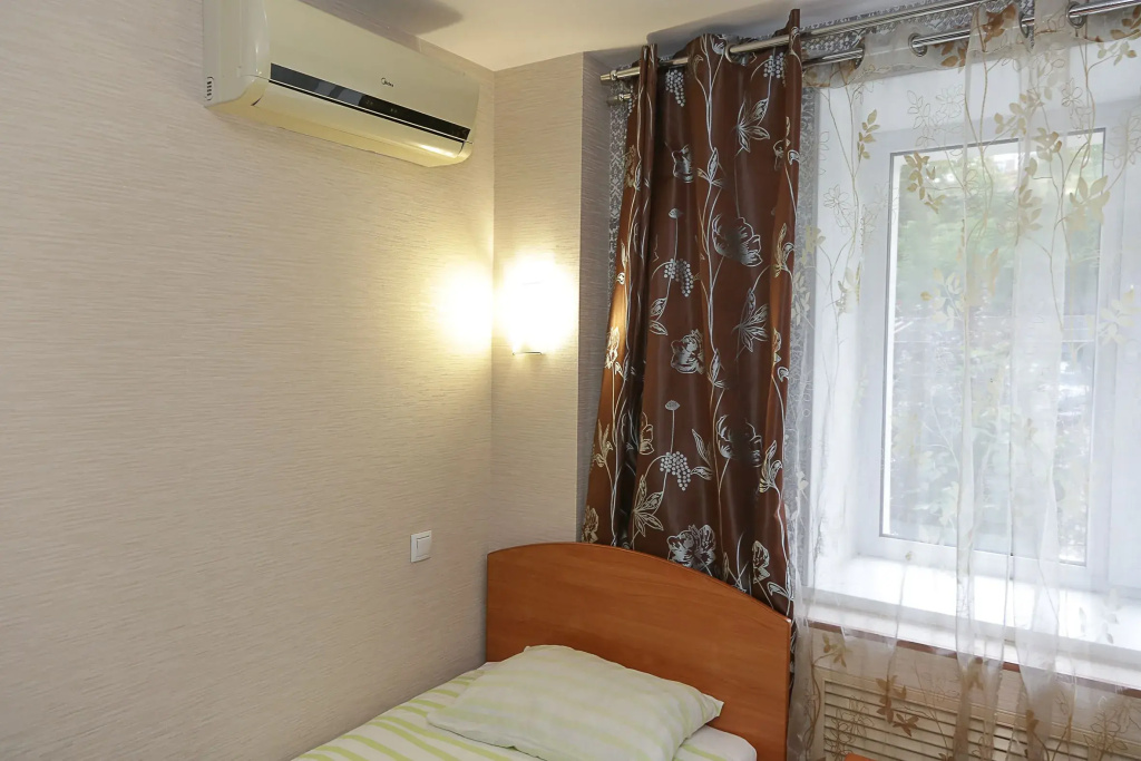 Economy Double room (twin beds)