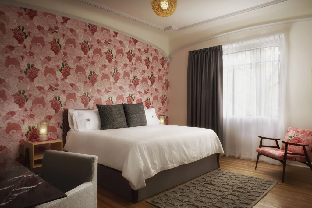 Executive Double Suite (full double bed)
