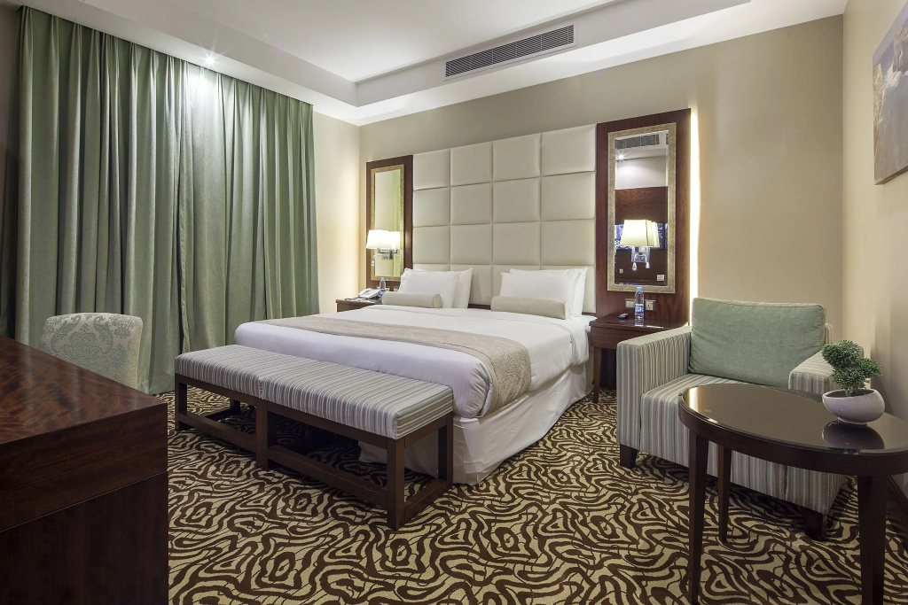 Deluxe Double Suite (full double bed)