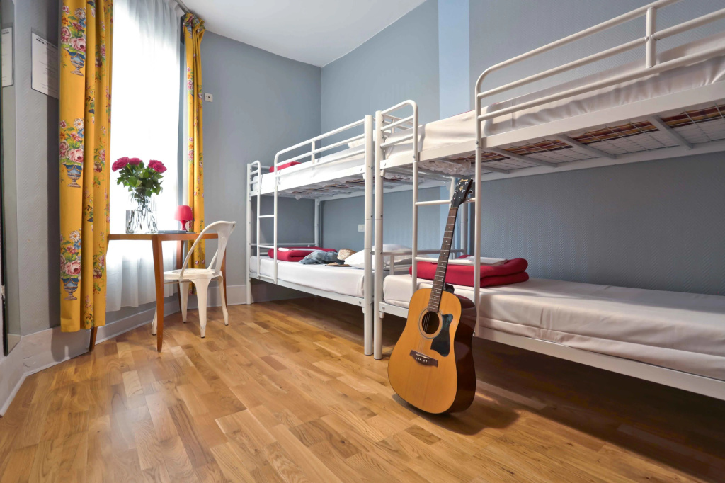 Quadruple room
