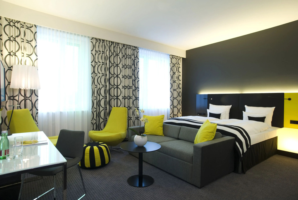 Deluxe Double room (full double bed)