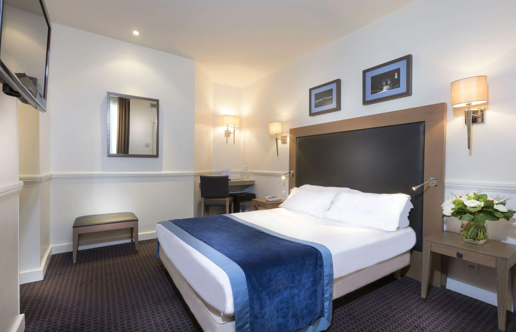Standard Double room (full double bed)
