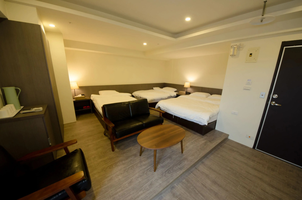 Standard Quadruple room