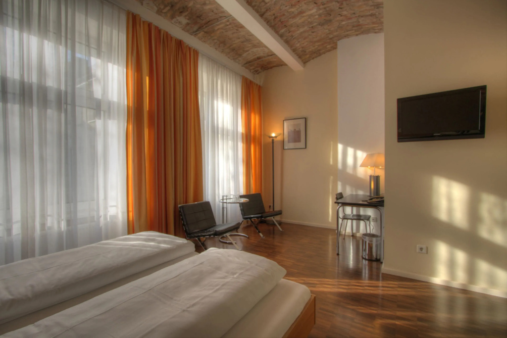 Standard Double room (full double bed)