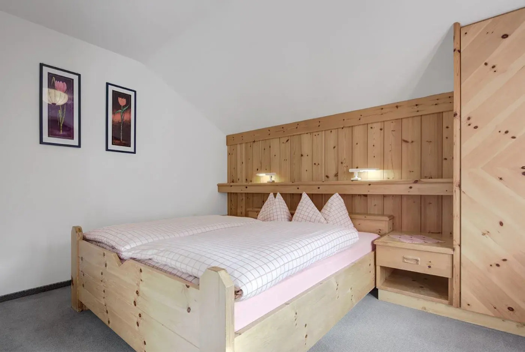 2 Bedrooms Apartment with balcony