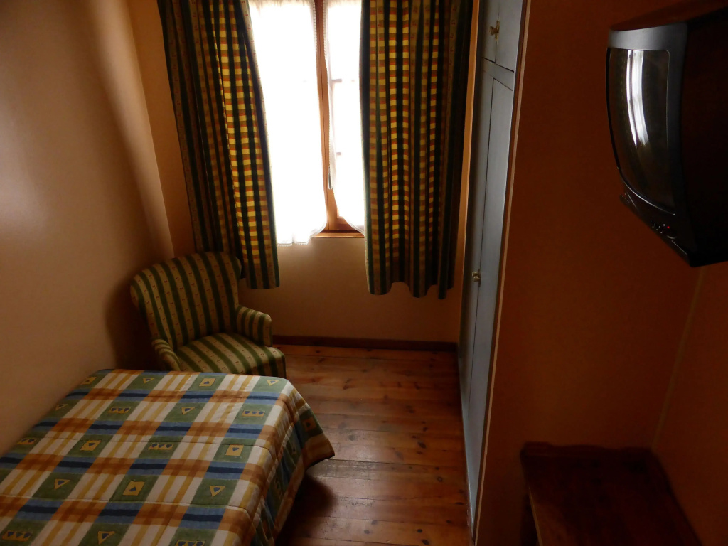 Economy Single room (single bed)