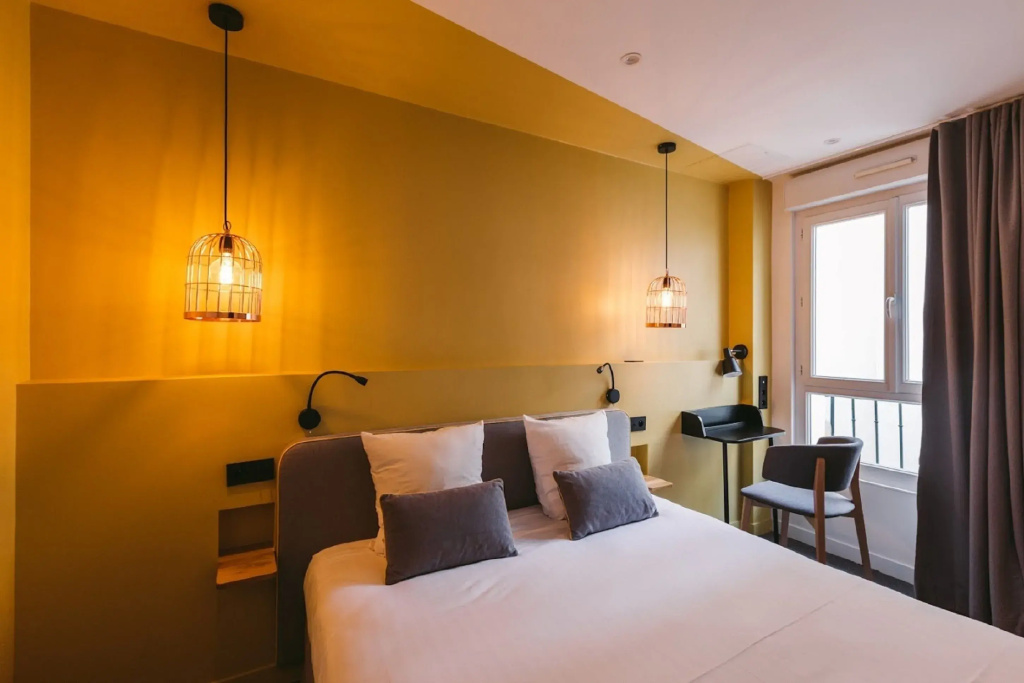 Standard Double room (full double bed)