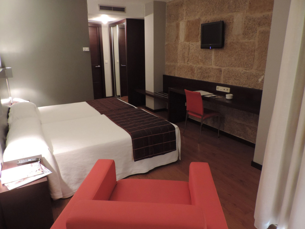 Standard Double room (full double bed)