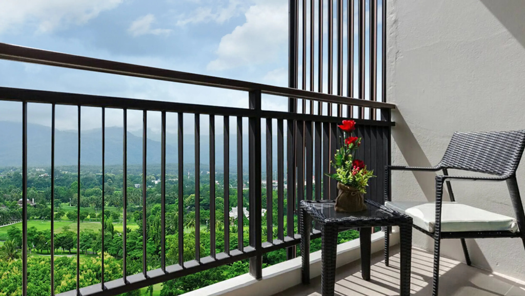 Superior Double room with mountain view (full double bed)