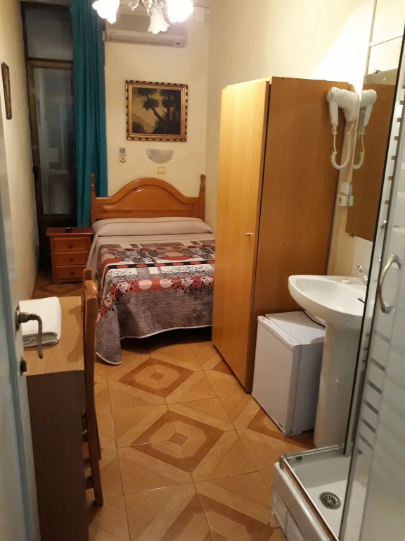 Economy Double room (full double bed)