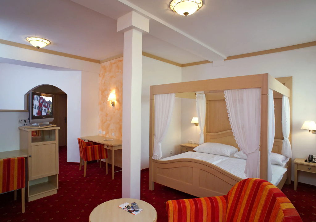 Suite with garden view