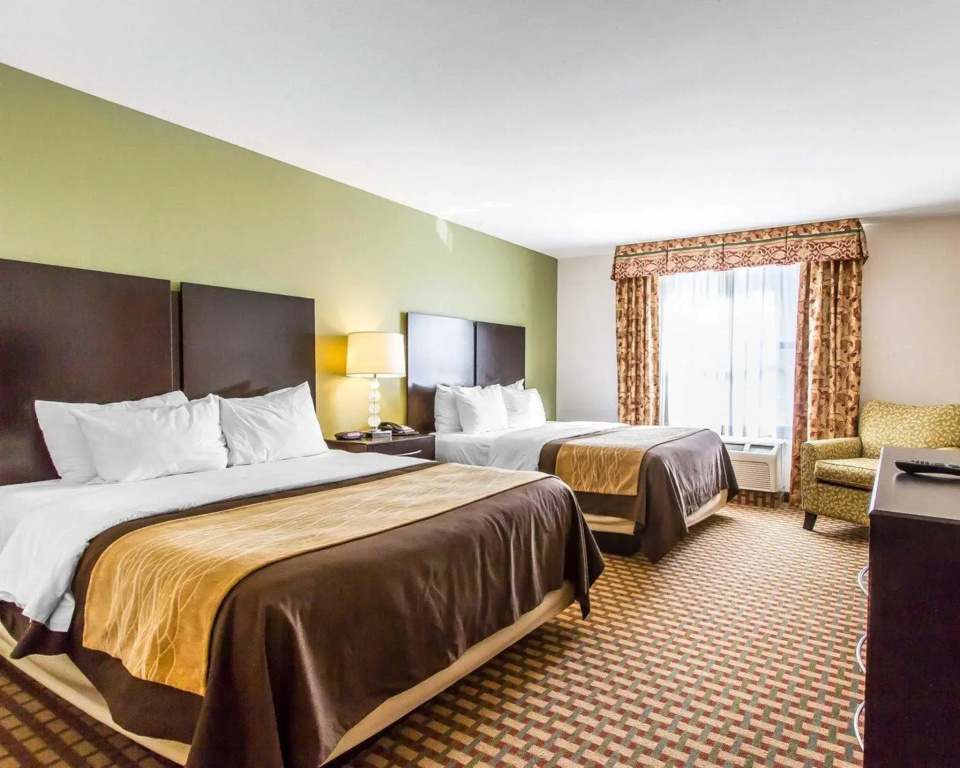 Spark by Hilton Shawnee - Chambres
