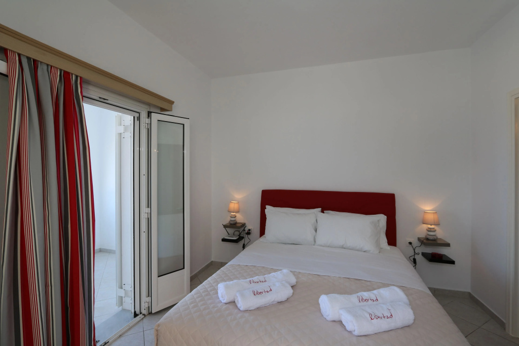 Superior Double room (full double bed)