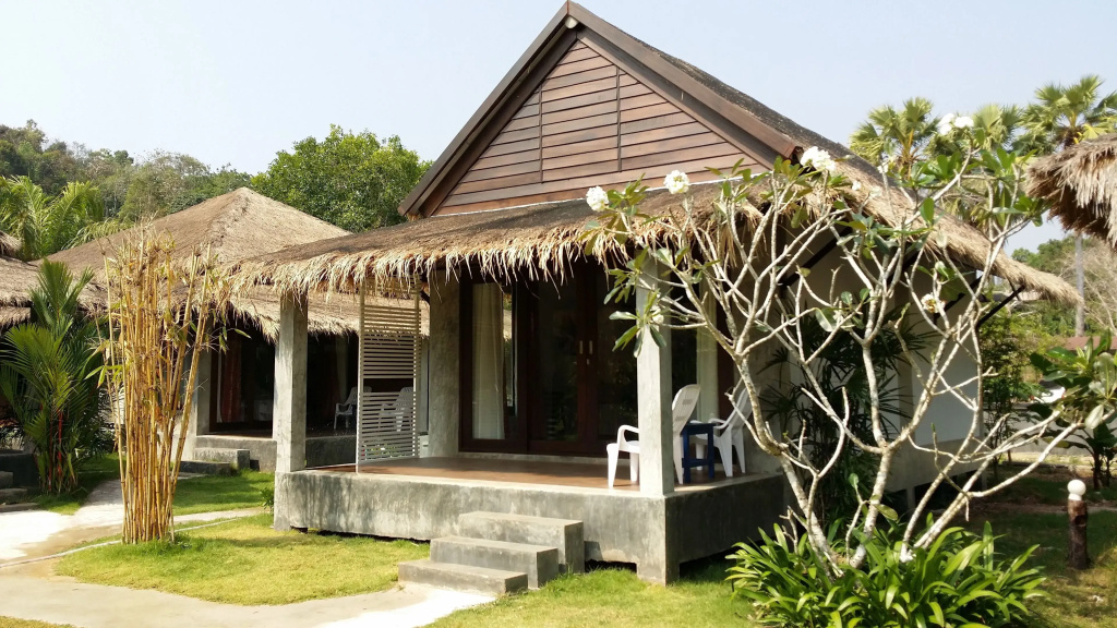 Double Bungalow (full double bed)