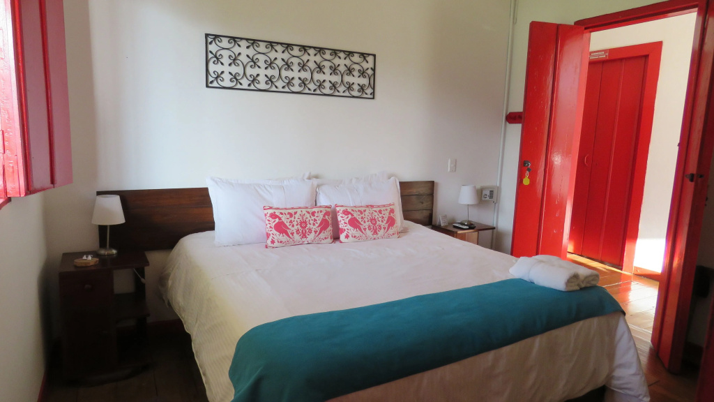 1 Bedroom Superior Double room with mountain view (full double bed)
