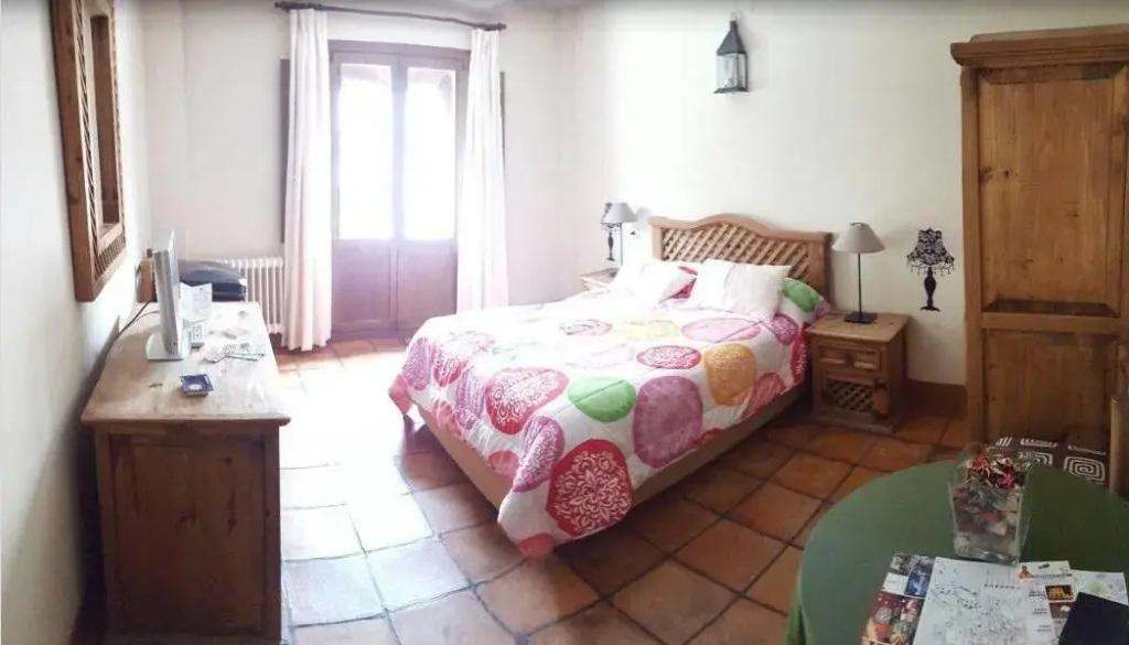 Standard Double room (full double bed)