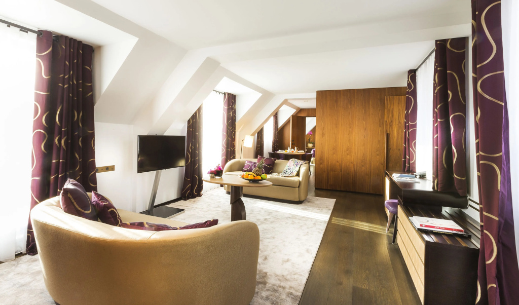 Standard Penthouse room