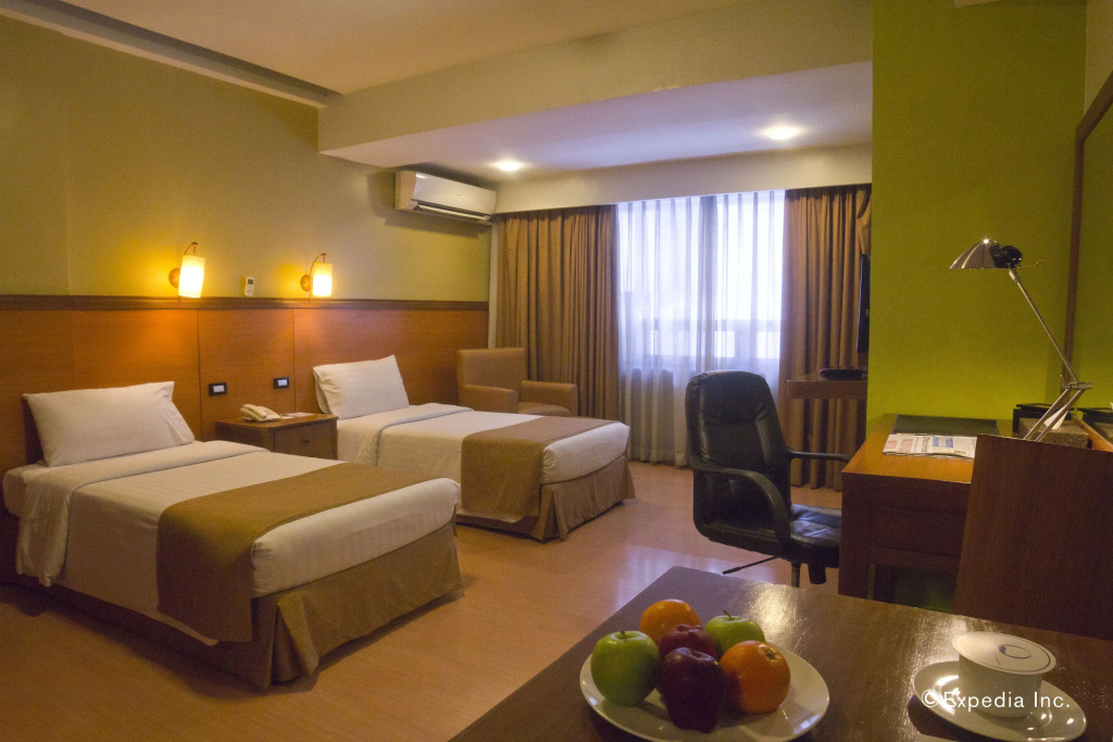 Deluxe Double Studio (twin beds)