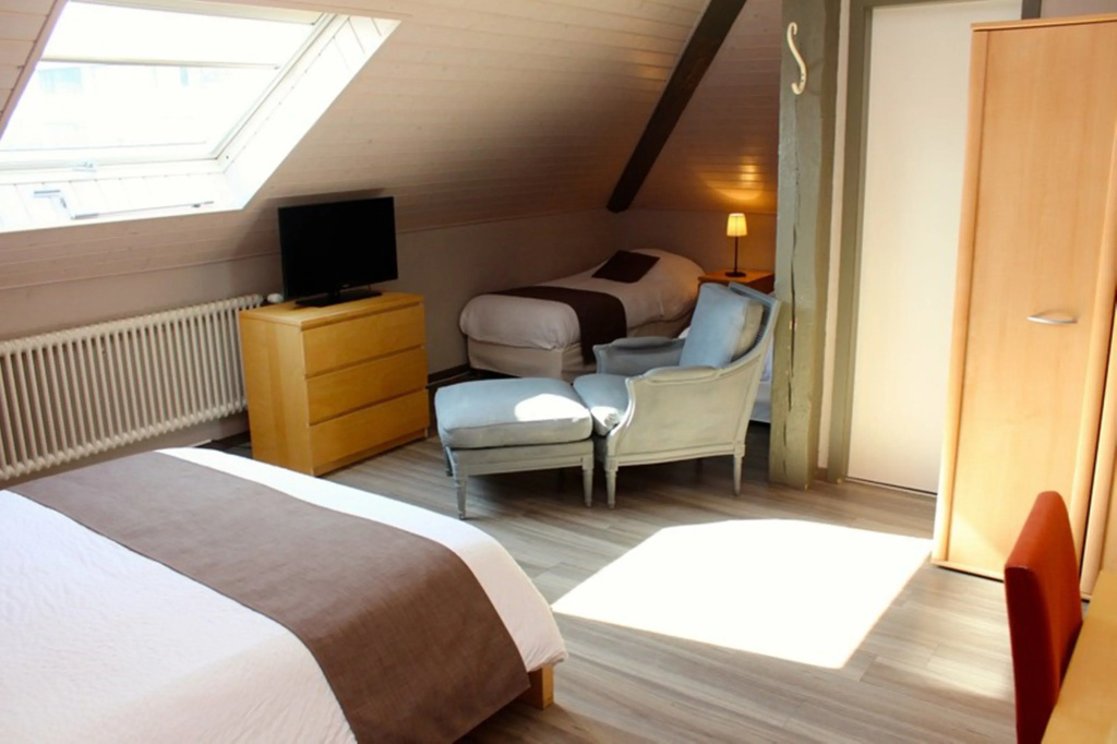 Standard Quadruple room