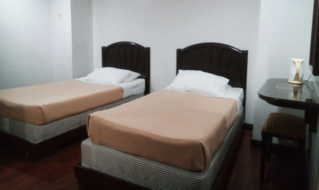 Economy room