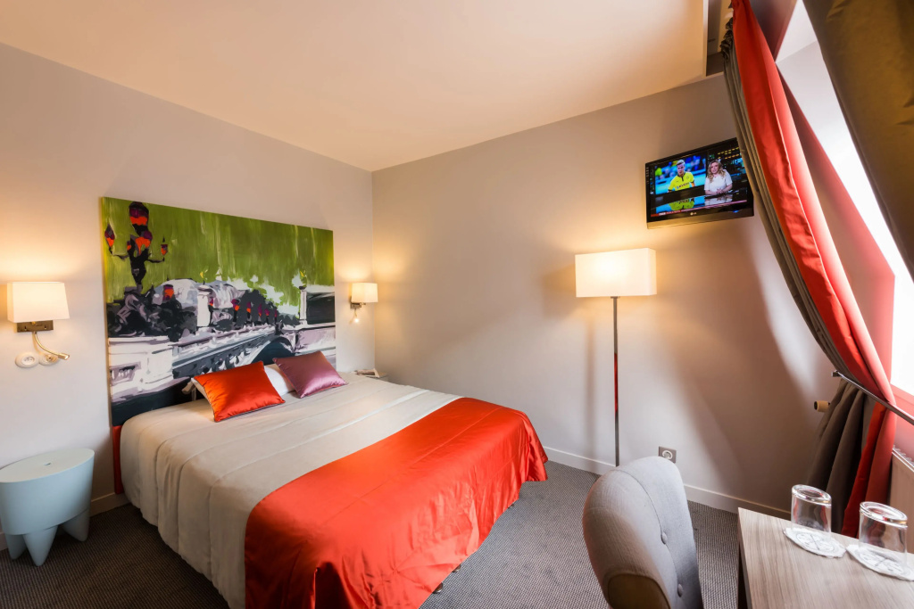 Standard Double room (full double bed)