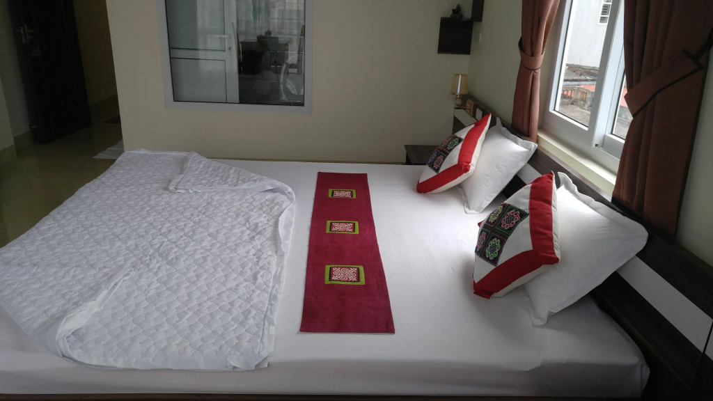Superior Double room (full double bed)