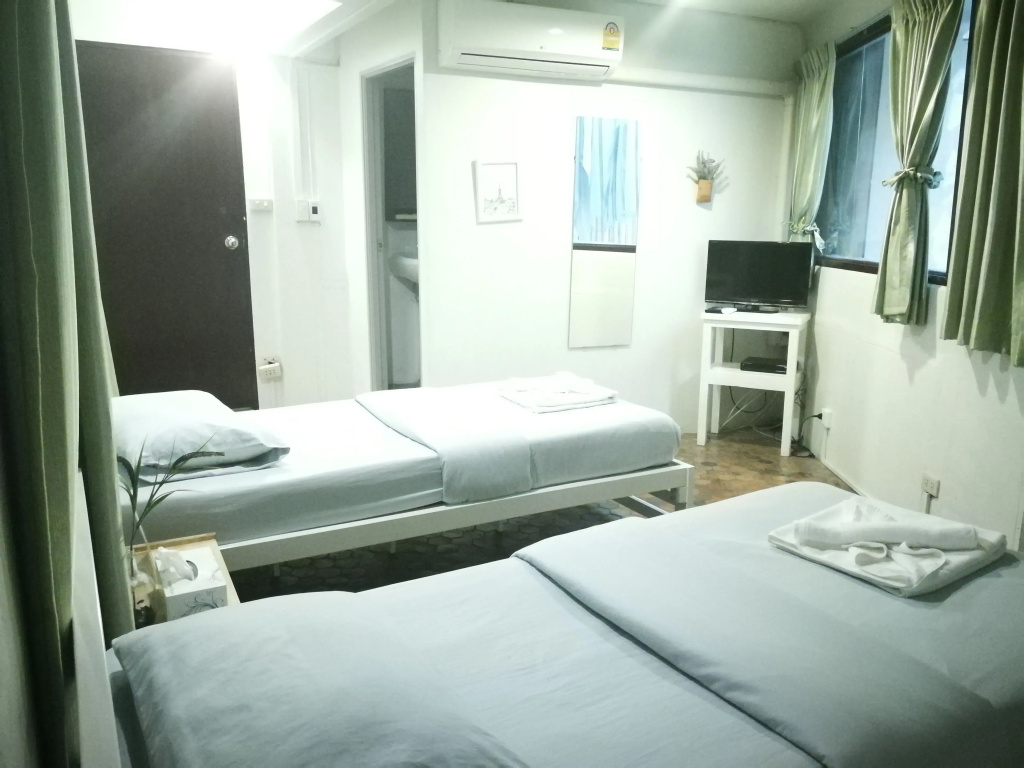 Standard Double room (twin beds)