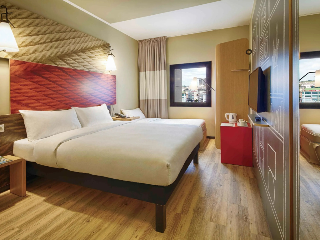 Ibis Istanbul Tuzla Hotel — фото