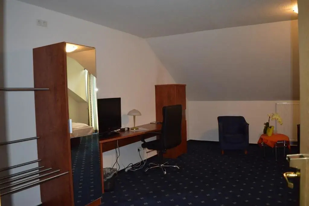 Comfort room