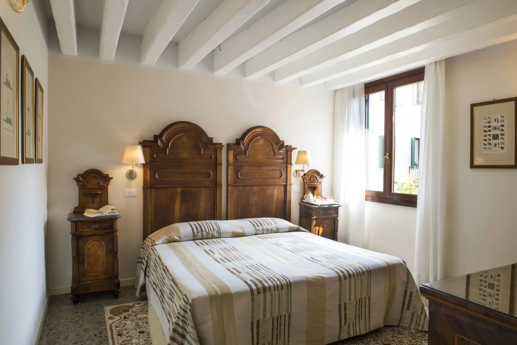 Superior Double room (twin beds)