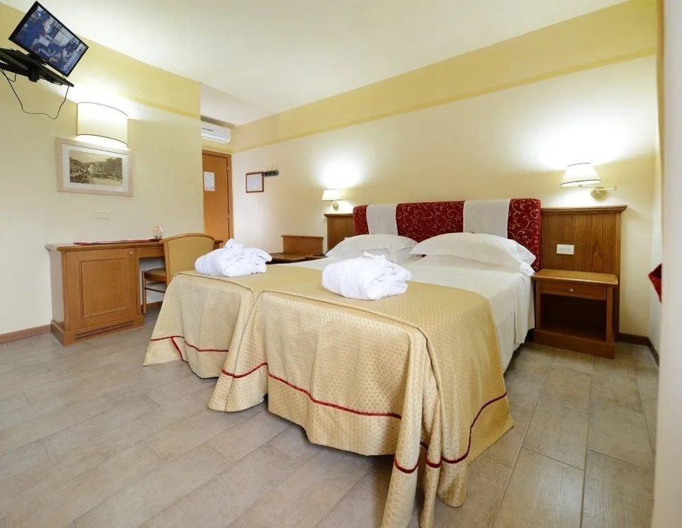 Terme Bagni Di Lucca — 7