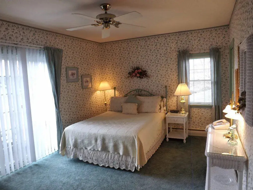 2 Bedrooms Suite