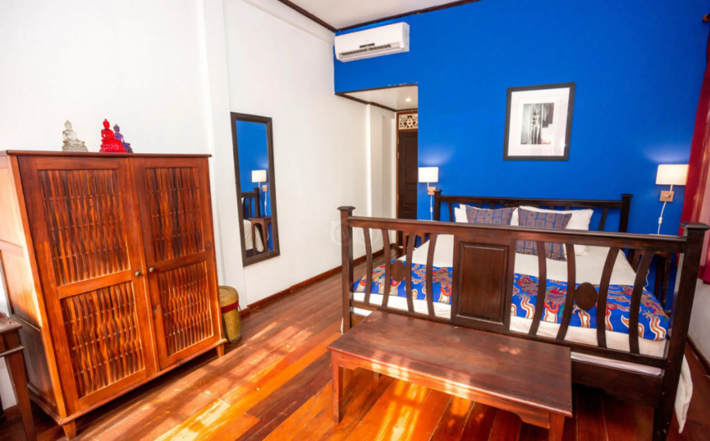 Standard Double room with river view (full double bed)