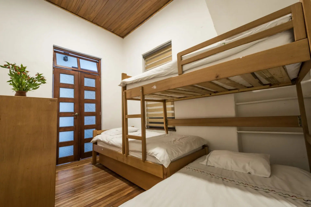 Comfort room