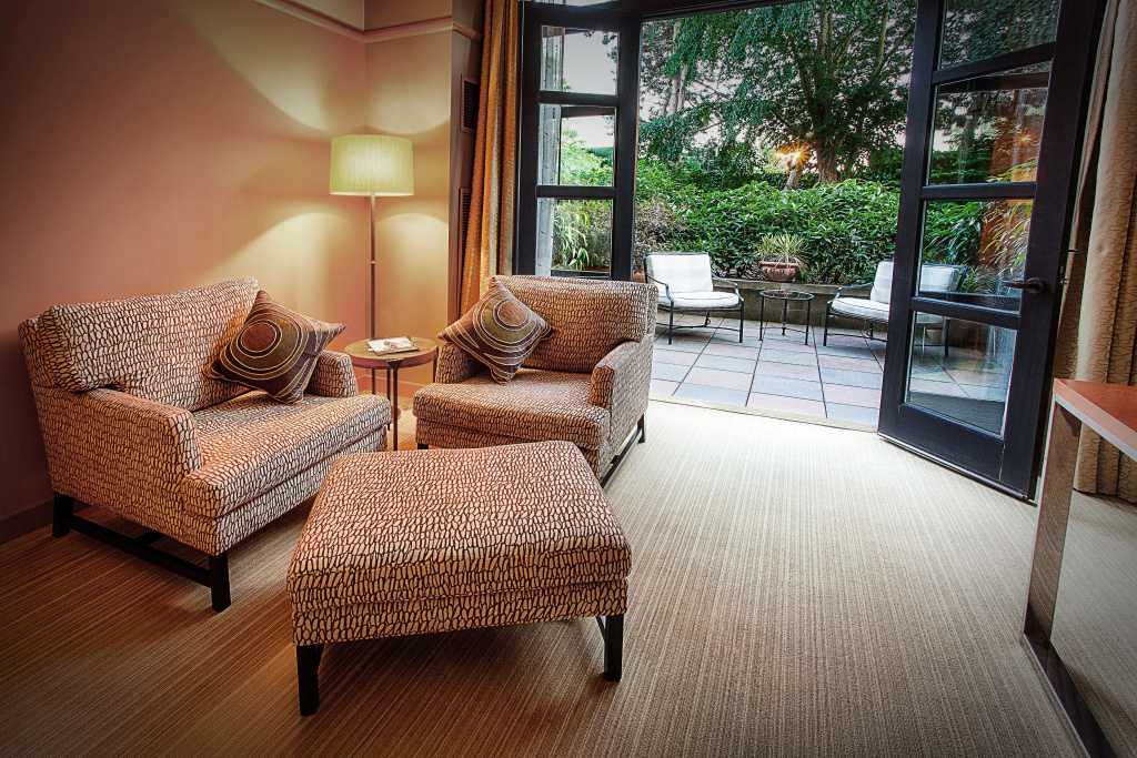 Standard Double Club room (full double bed)