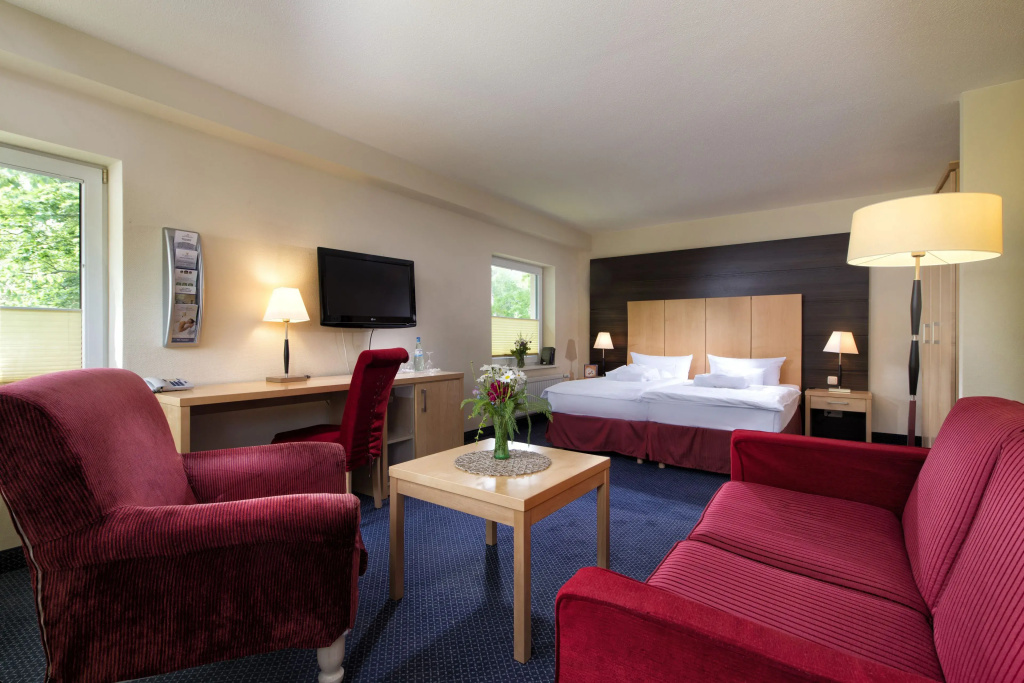 Double Junior Suite (full double bed)