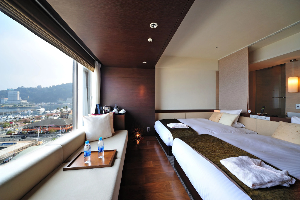 Superior room with ocean view